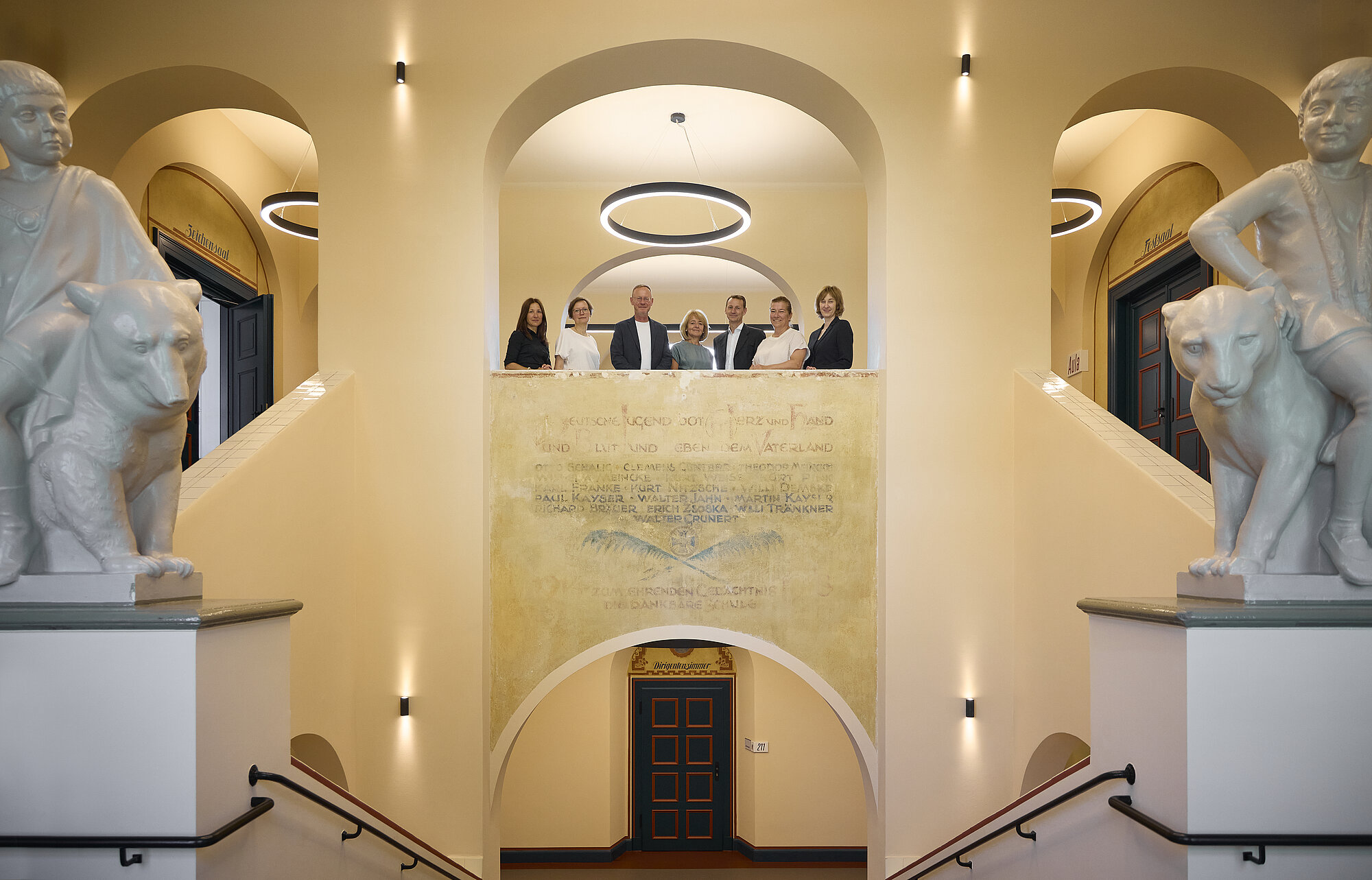 Foto: www.albrechtvoss.com Beruflichen Schul-entrum für Wirtschaft Dresden „Prof. Dr. Zeigner“ , AGZ Zimmermann Architekten GmbH und UKL Ulrich Krüger Landschaftsarchitekten