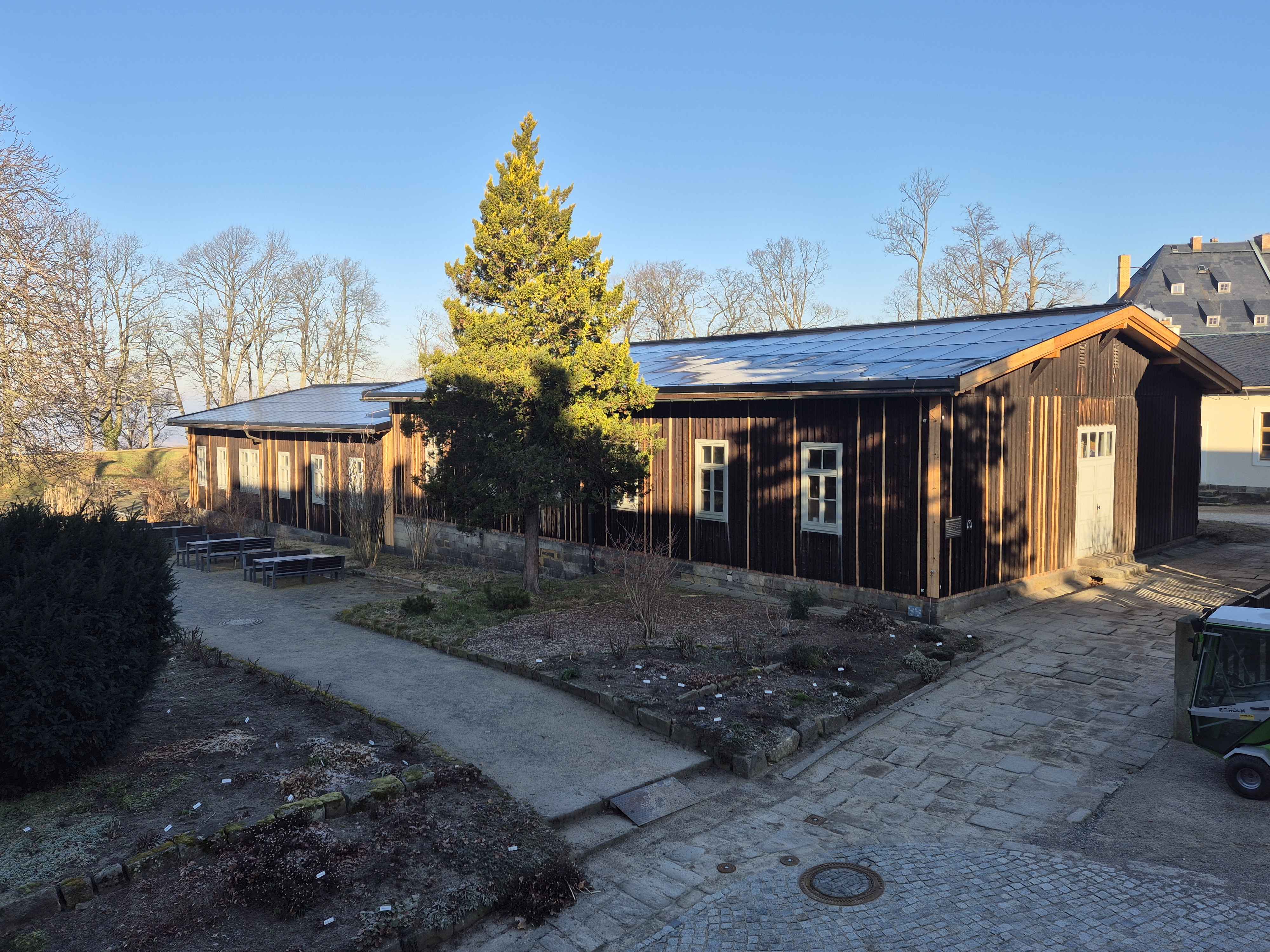 Mannschaftsbaracke Festung Königstein – Pilotprojekt mit PV-Anlage (Foto: © Kai-Uwe Beger. SIB)