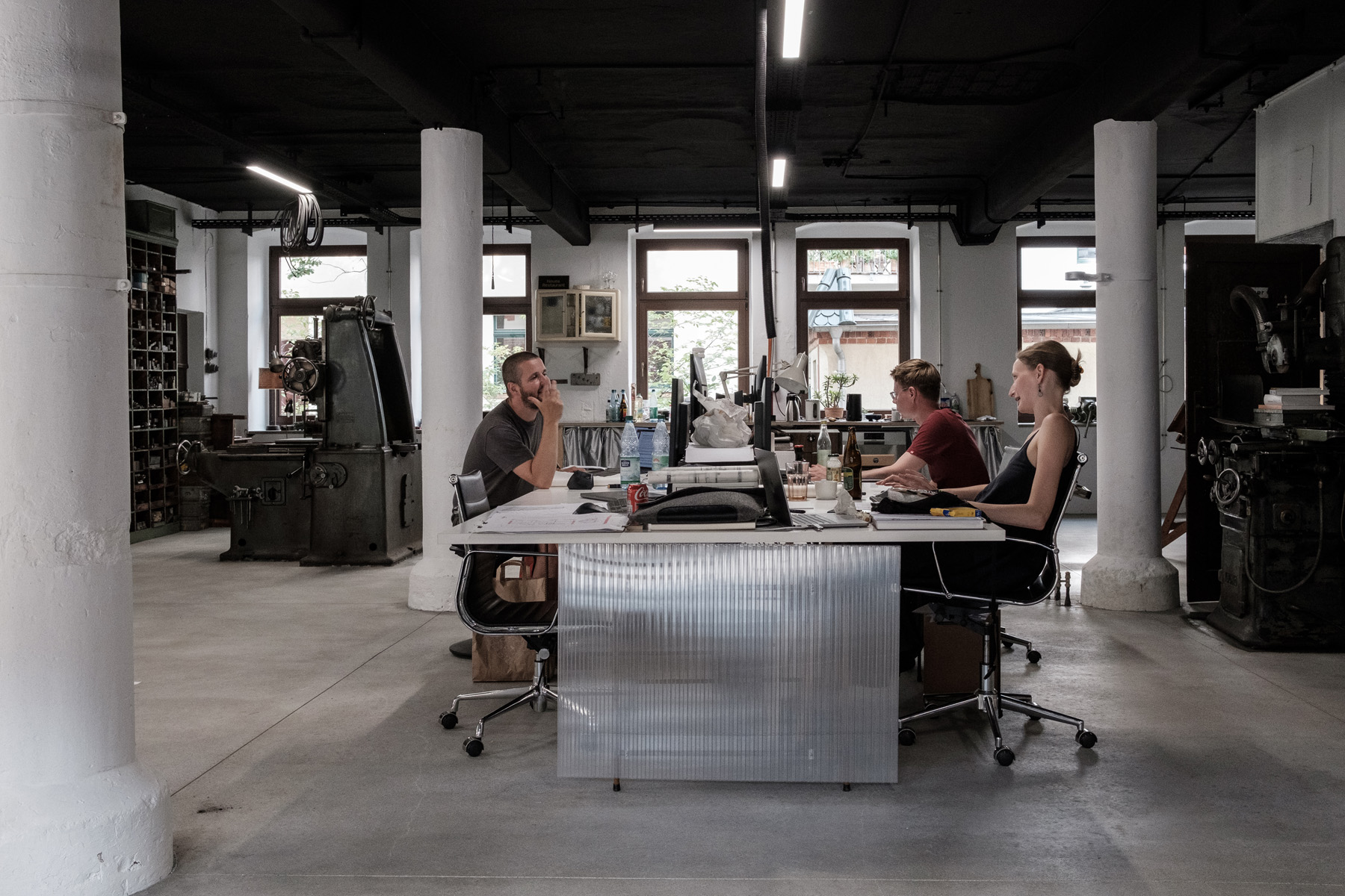 Offenes Büro + Projekte von Libero Architekten (Foto: © Jens Stöbe (Fotograf))