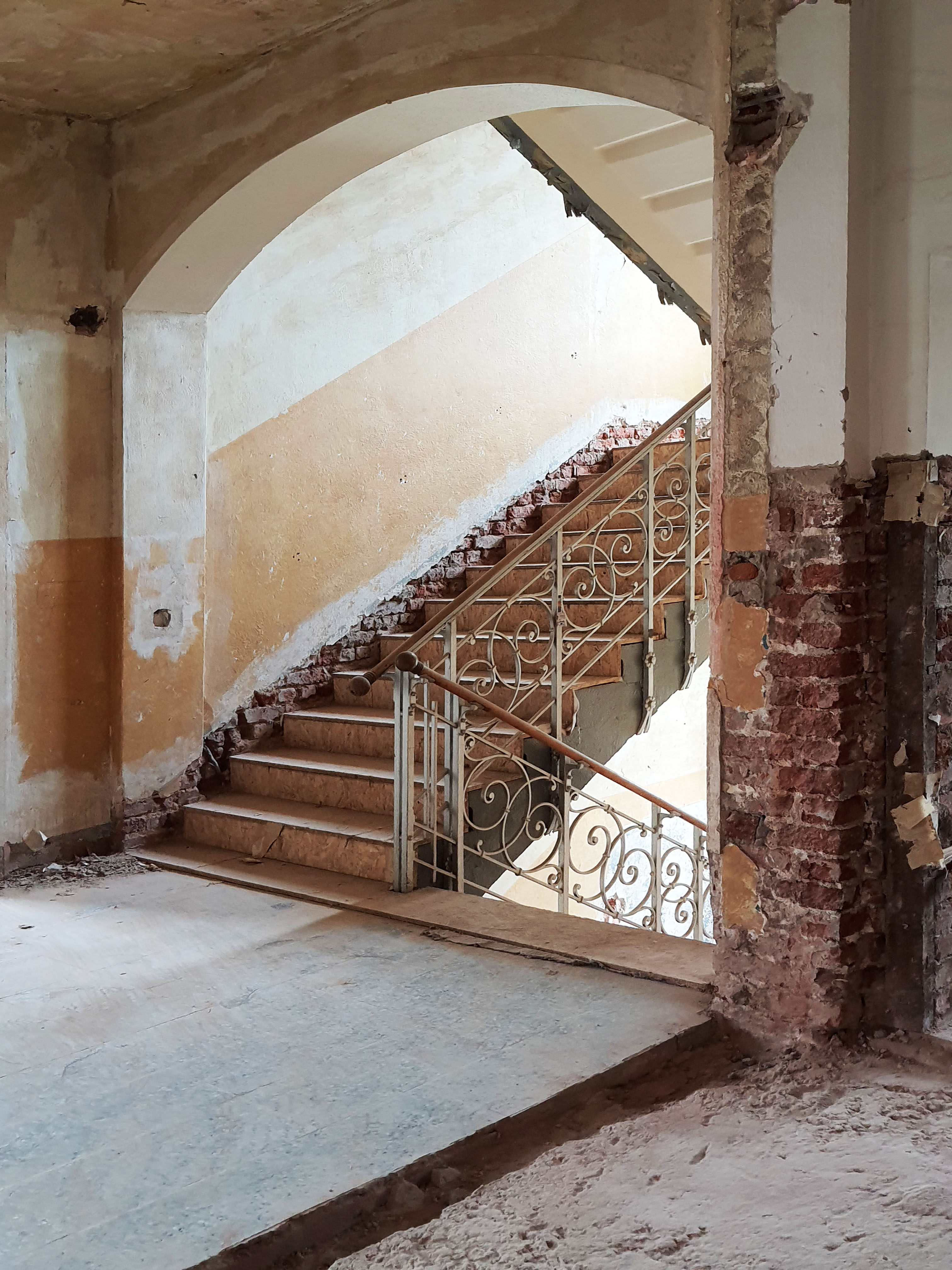 Neue Grundschule im ehemaligen Amtsgerichtsgebäude Ehrenfriedersdorf (Foto: © aT2 mehnert+GEORGI)