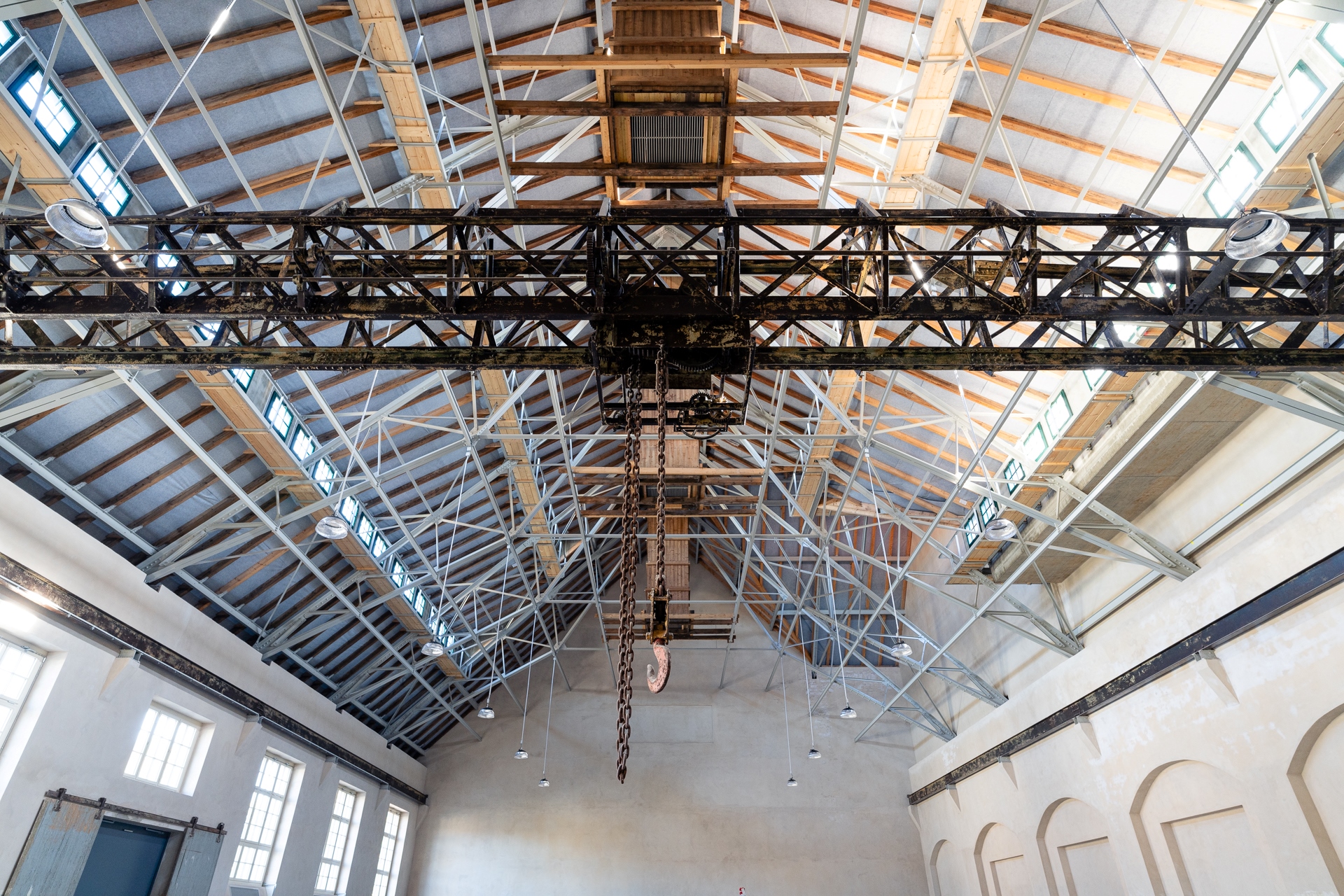 Zwischenzeit – Maschinenhalle am Erlweinturm im Messegelände Dresden (Foto: © Tobias Ritz)