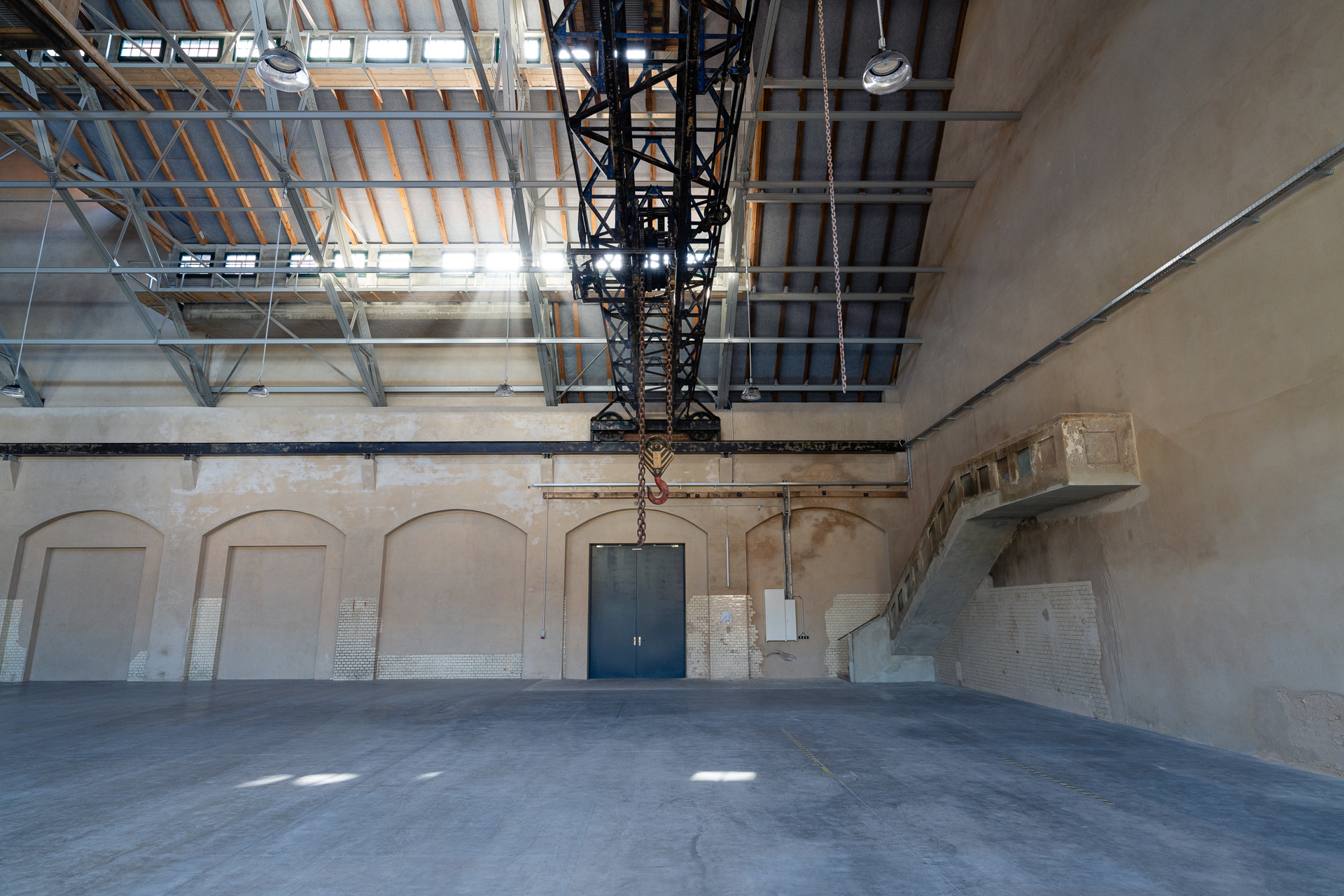 Zwischenzeit – Maschinenhalle am Erlweinturm im Messegelände Dresden (Foto: © Tobias Ritz)