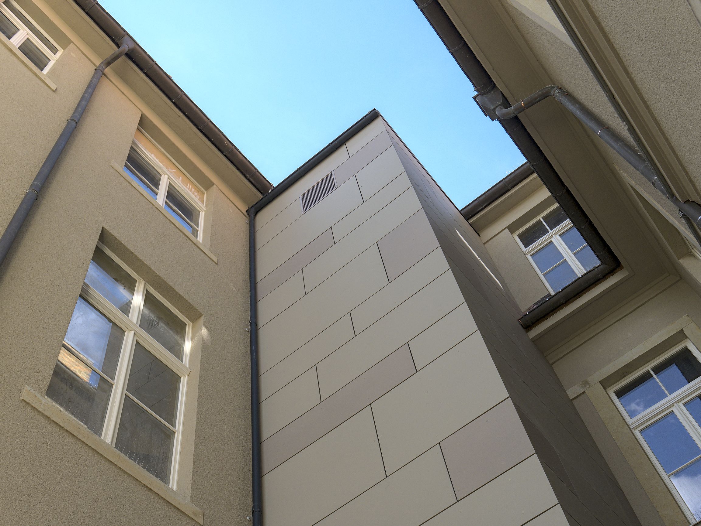 92. Grundschule Dresden – Umbau und Modernisierung (Foto: © GEORGI architektur + stadtplanung GmbH)