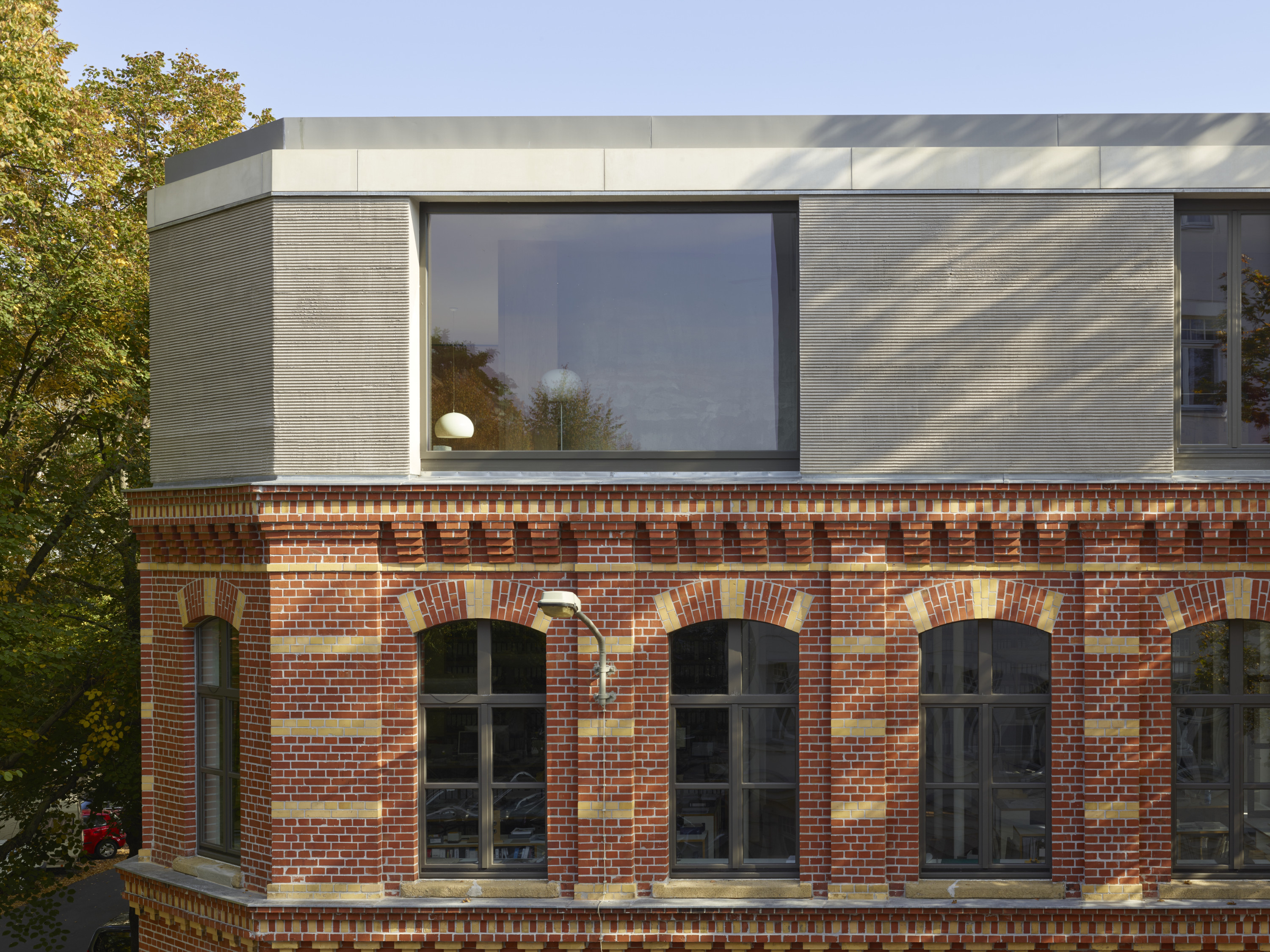Knoche Architektur – offenes Büro im Kontorhaus (Foto: © Roland Halbe)