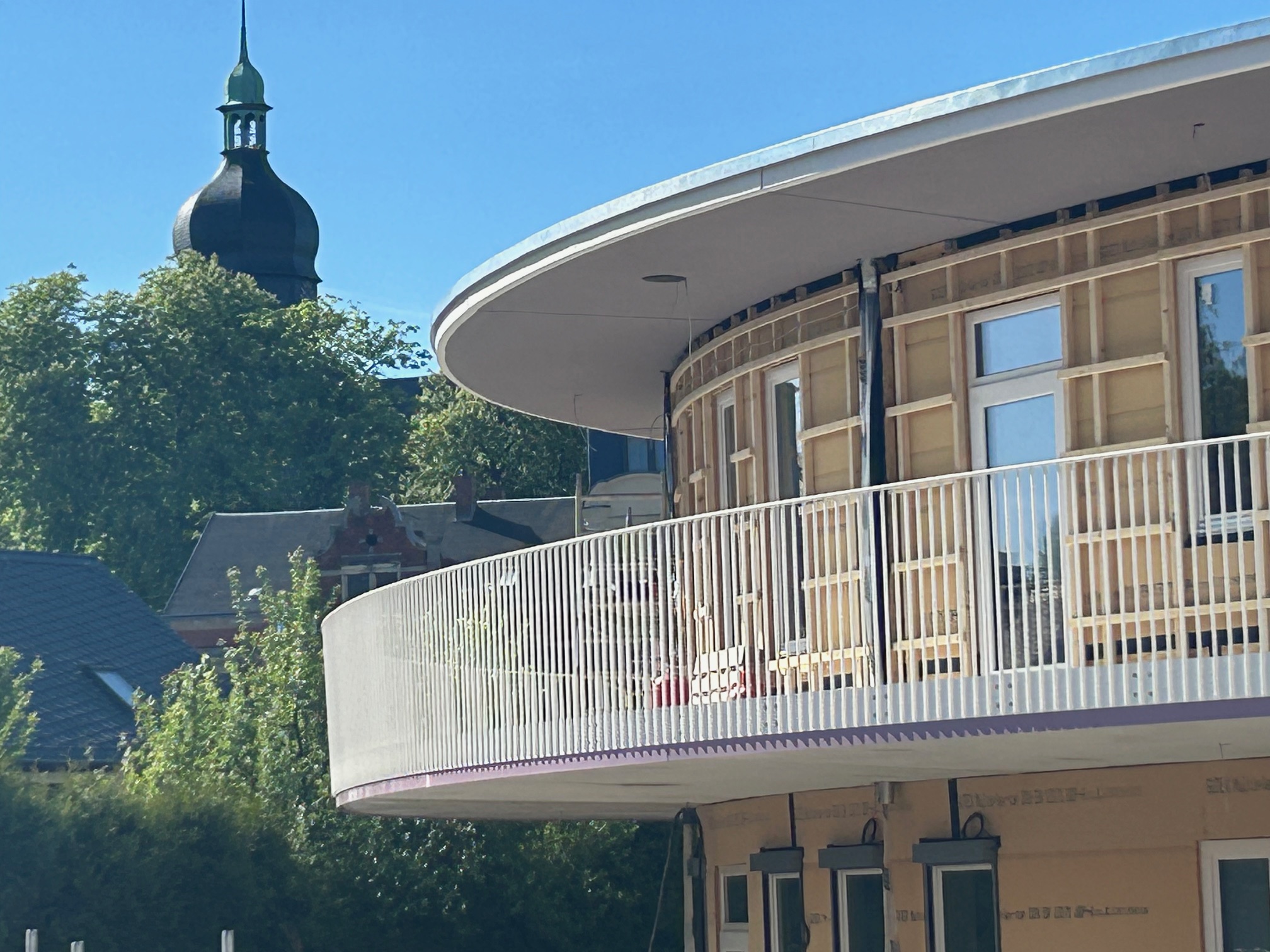 Kita Rodewisch für 100 Kinder - elliptischer Zentralbau mit Atrium (Foto: © RENTZSCH I ARCHITEKTEN)