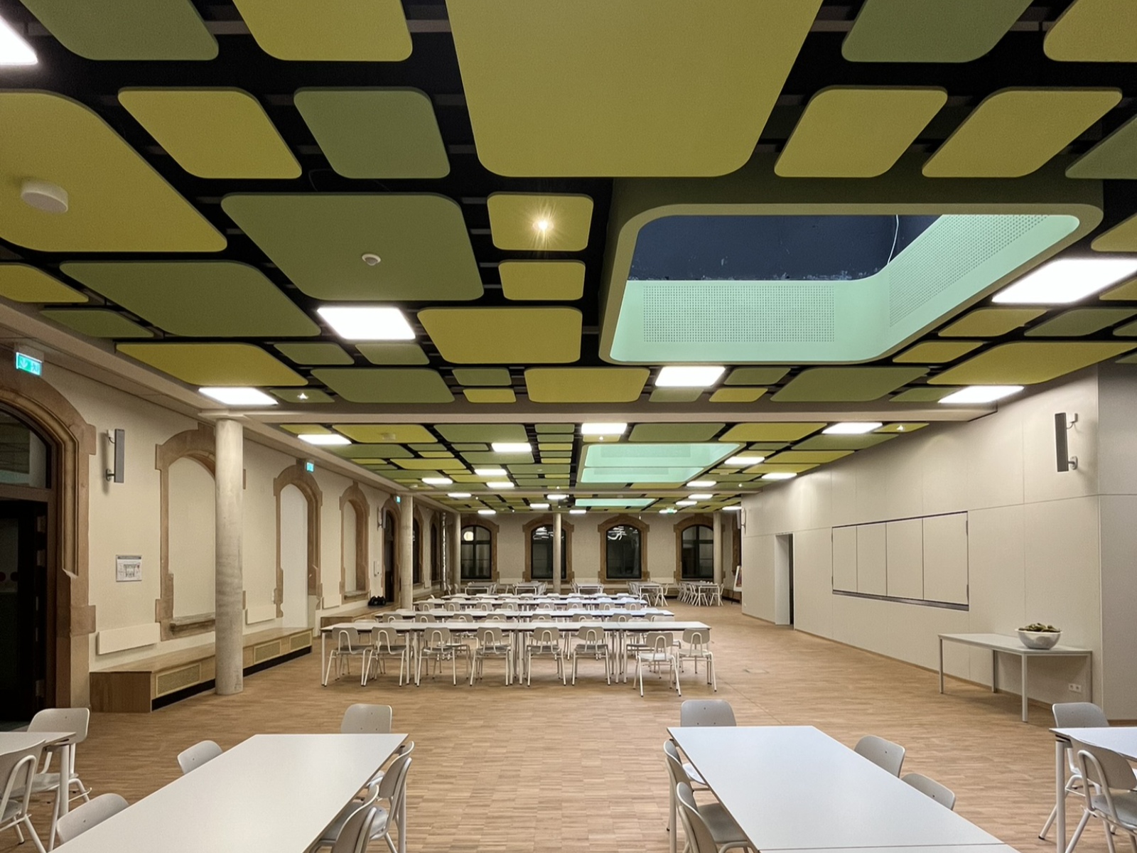 Karl-Schmidt-Rottluff-Gymnasium in Chemnitz – Erweiterungsbau (Foto: © kazwei architektur GmbH) Karl-Schmidt-Rottluff-Gymnasium in Chemnitz – Erweiterungsbau (Foto: © kazwei architektur GmbH)