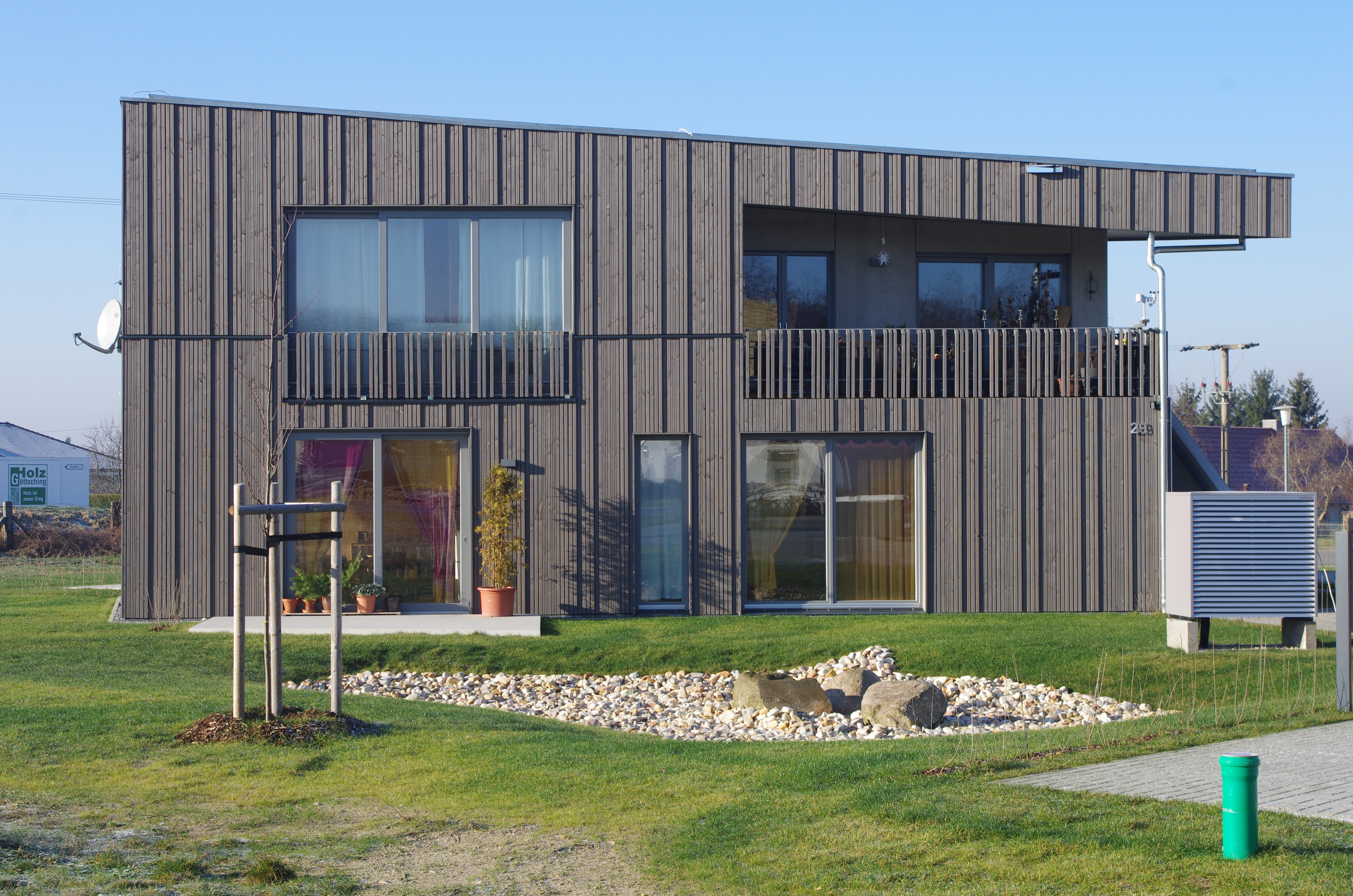 H3 Hohenprießnitz – Mehrfamilienhäuser in Brettschichtholzbauweise (Foto: © Bernhard Tatter) H3 Hohenprießnitz – Mehrfamilienhäuser in Brettschichtholzbauweise (Foto: © Bernhard Tatter)