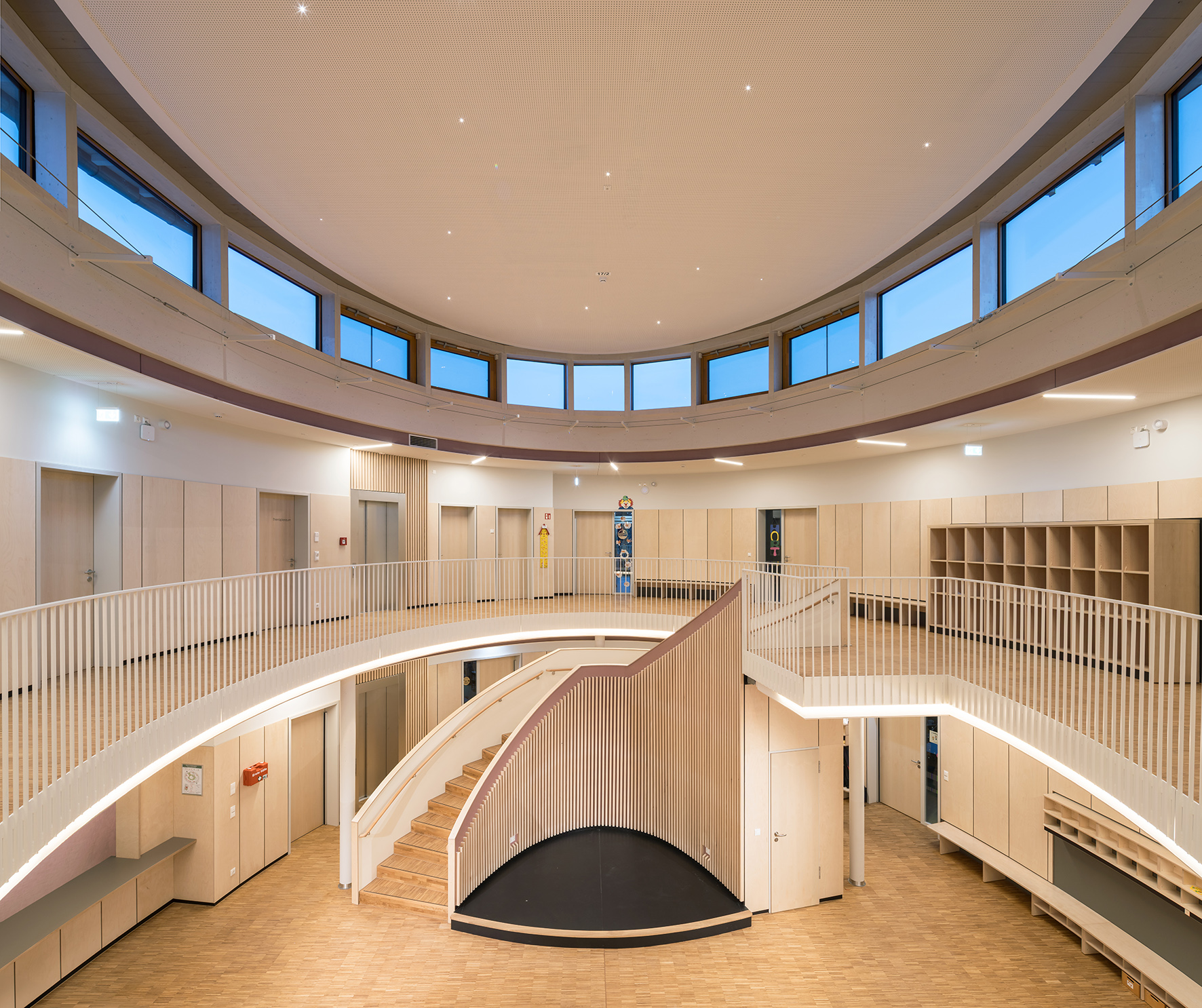 Holz-/Hybrid Kita in Rodewisch – Neubau (Foto: © St.Spitzner) Holz-/Hybrid Kita in Rodewisch – Neubau (Foto: © St.Spitzner)