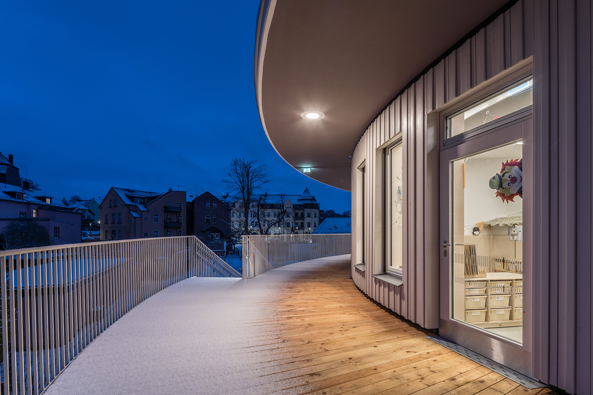 Holz-/Hybrid Kita in Rodewisch – Neubau (Foto: © St.Spitzner) Holz-/Hybrid Kita in Rodewisch – Neubau (Foto: © St.Spitzner)