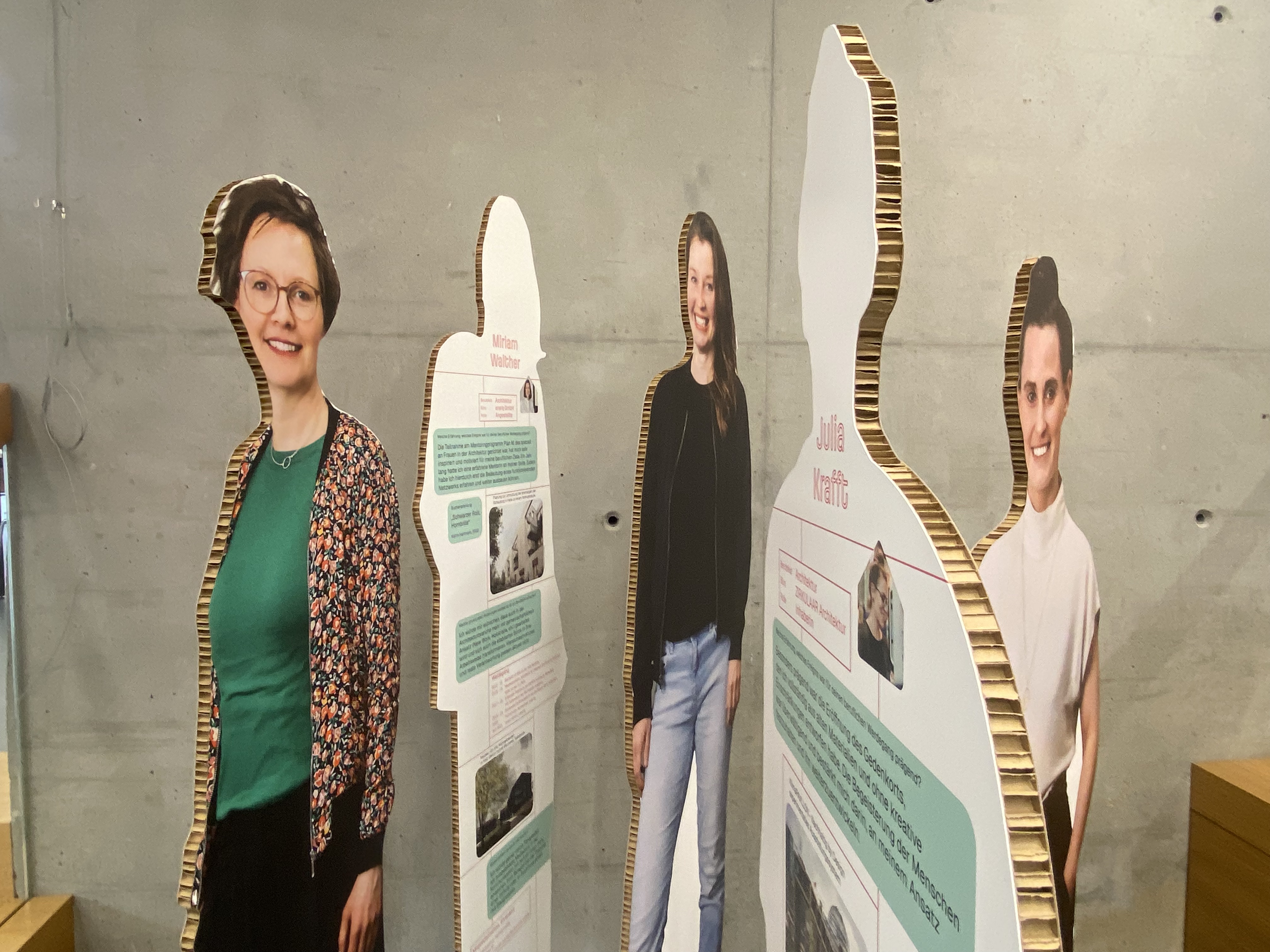 WIA Ausstellung WIR SIND VIELE! – Planerinnen in Sachsen (Foto: © ZfBK)