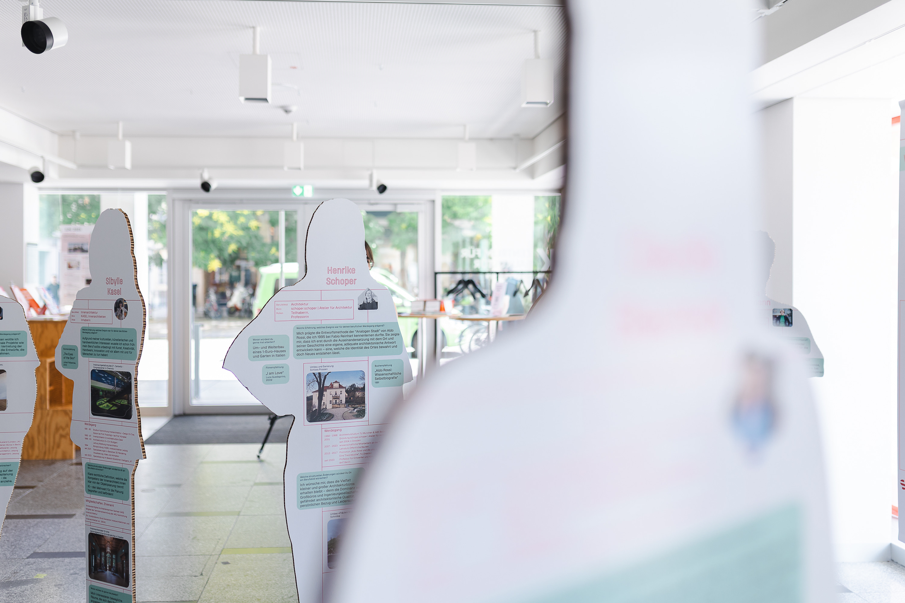 WIA Ausstellung WIR SIND VIELE! – Planerinnen in Sachsen (Foto: © Franziska Kestel)